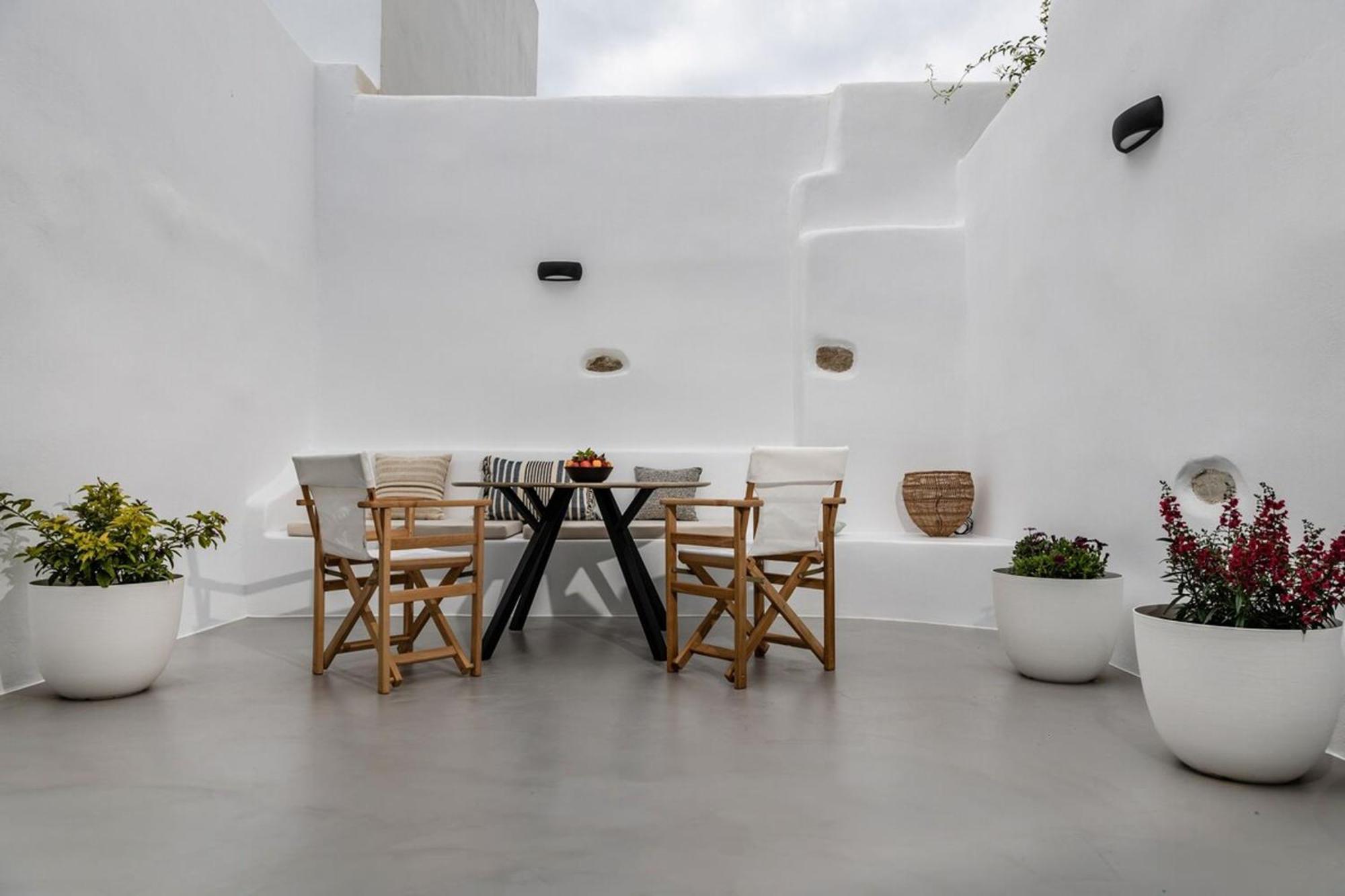 Arch Chora Apartment *